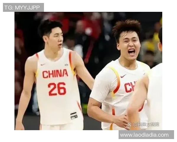 成都篮球队进攻体系解析：战术创新与团队配合的完美结合