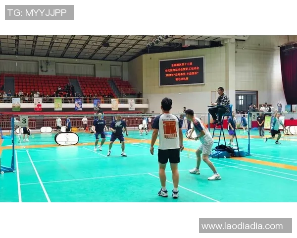 成都羽毛球队最新比赛经验分享TOP10助力羽毛球爱好者提升竞技水平