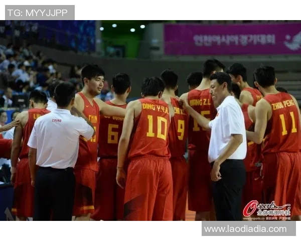 聚焦篮球技术提升杭州篮球队的战术创新与训练探索 聚焦篮球技术提升杭州篮球队的战术创新与训练探索