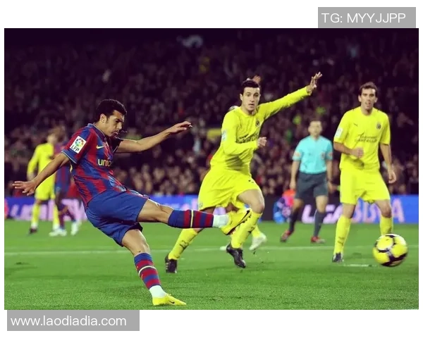 足球明星绯闻曝光视频引发热议网友热议其私生活与职业生涯的交织